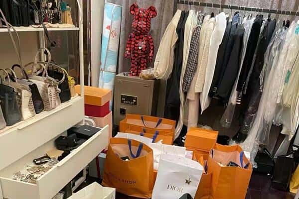 绵阳游仙区回收一线品牌衣服